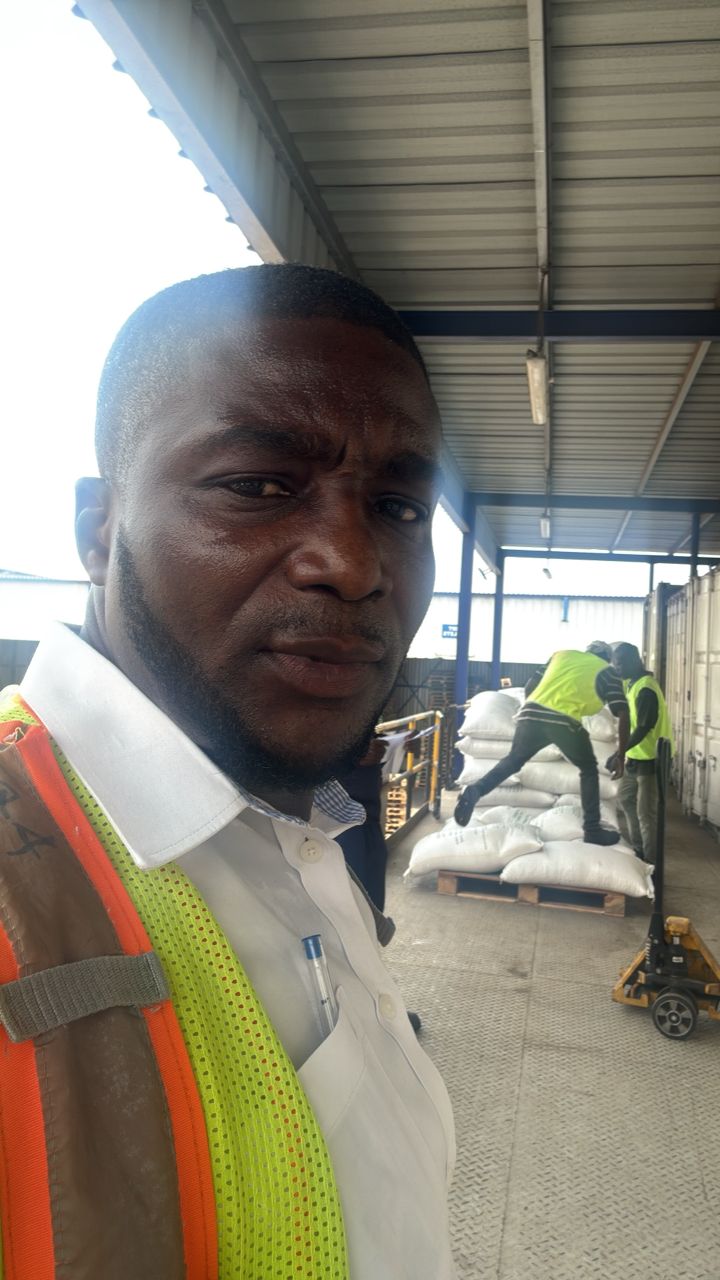 Business manager in discussion